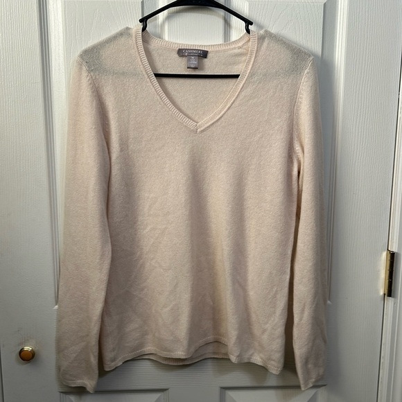 Cashmere by Charter Club. Sweater. Long sleeve. Size M. - Picture 1 of 6